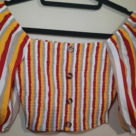 SHEIN: Cropped On/Off-Shoulder Top, Size S - Picture 2 of 3